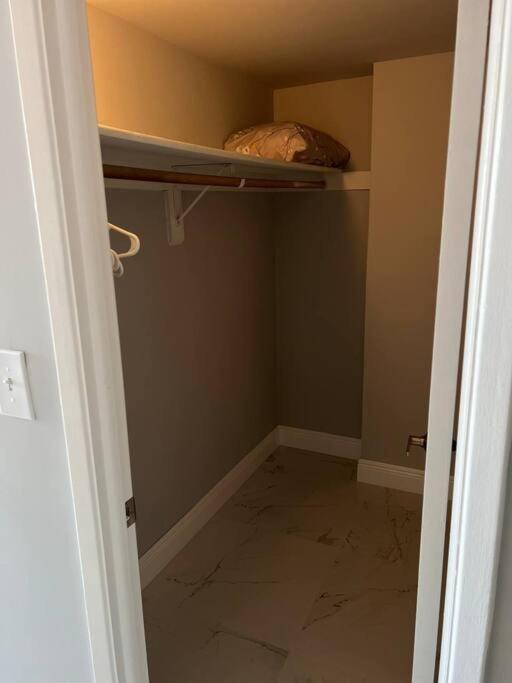 Sunny Isles Beach Spacious Apartment ภายนอก รูปภาพ