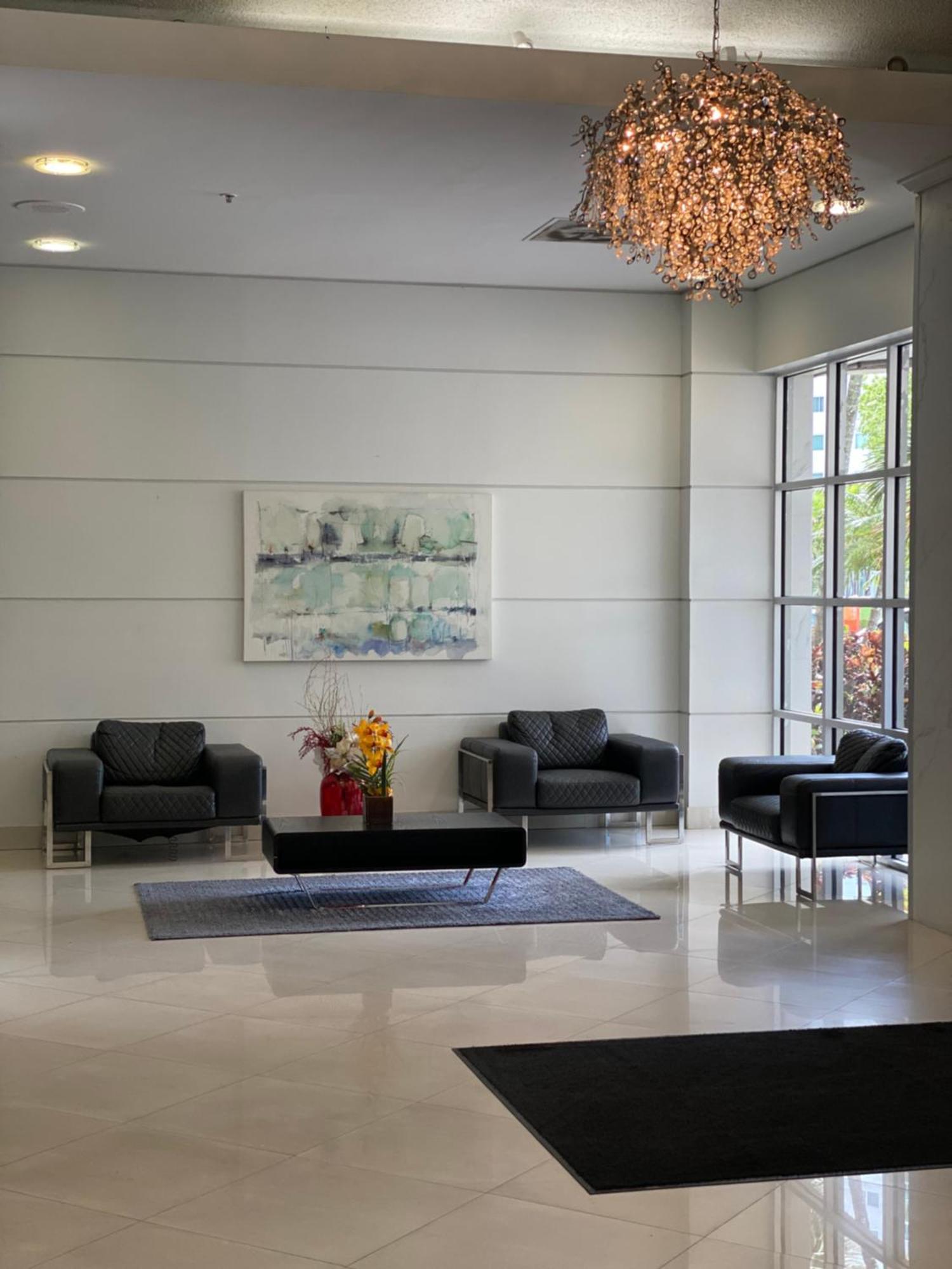 Sunny Isles Beach Spacious Apartment ภายนอก รูปภาพ